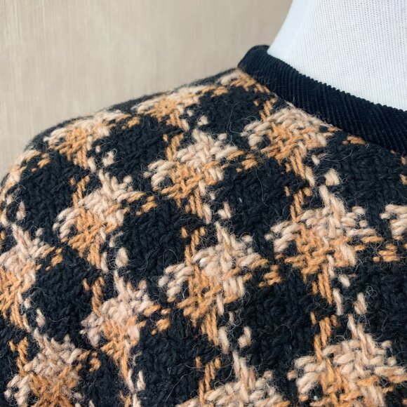 Vintage Black & Camel Houndstooth Wool Cape with Matching Scarf - Picture 9 of 11